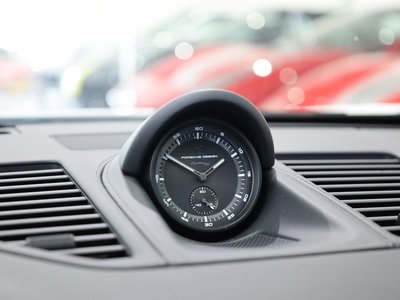 2025 Porsche 911 — миниатюра 12