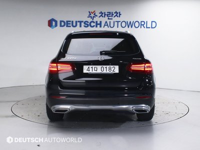 MERCEDES-BENZ GLC - 3