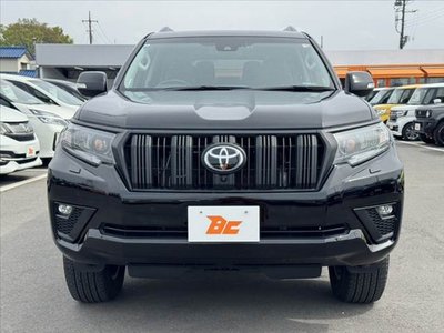 TOYOTA LAND CRUISER PRADO - 9