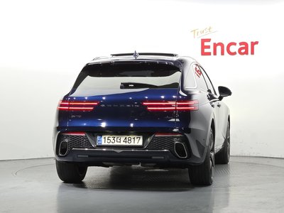 صورة 4 لـ 2021 GENESIS GV70