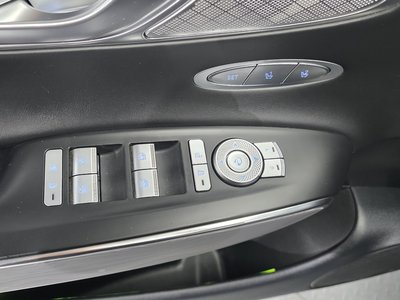 2021 Genesis GV70 — миниатюра 20