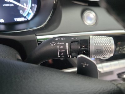 2021 Genesis GV70 — миниатюра 22