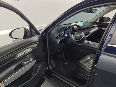 2021 Genesis GV70 — миниатюра 13