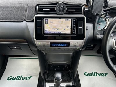 صورة مصغرة 18 لـ 2019 Toyota LAND CRUISER PRADO