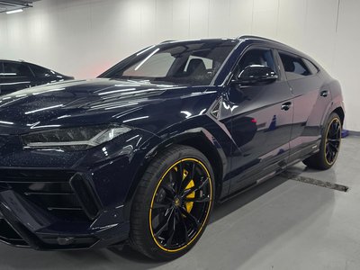 صورة 4 لـ 2023 Lamborghini URUS