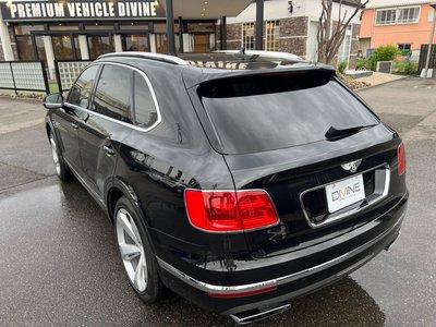 صورة مصغرة 42 لـ 2017 Bentley BENTAYGA