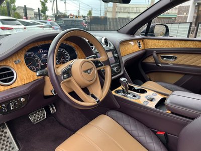صورة مصغرة 11 لـ 2017 Bentley BENTAYGA