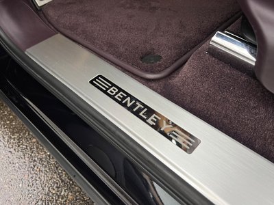 صورة مصغرة 59 لـ 2017 Bentley BENTAYGA