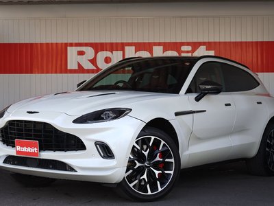 ASTON MARTIN DBX