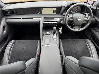 2017 Lexus LC photo 2