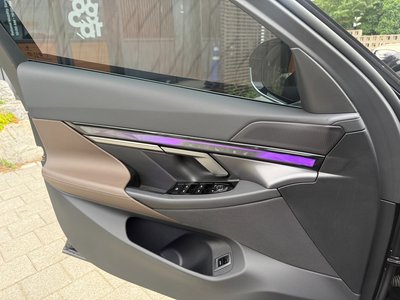 2025 BMW 5 SERIES 照片 10