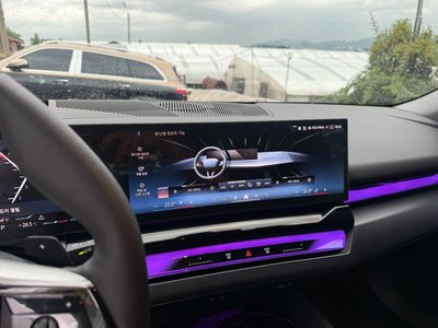 2025 BMW 5 SERIES 照片 8