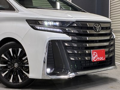 TOYOTA VELLFIRE - 9