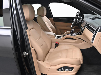 PORSCHE CAYENNE - 10