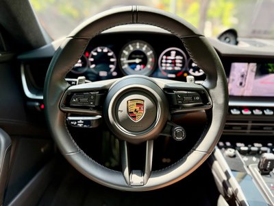 PORSCHE 911 - 8