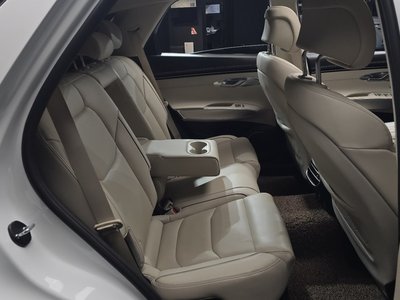 2021 Genesis GV70 — миниатюра 12