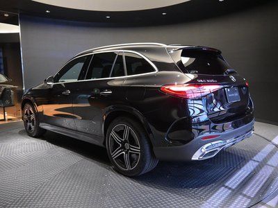 2026 Mercedes-BENZ GLC photo 7