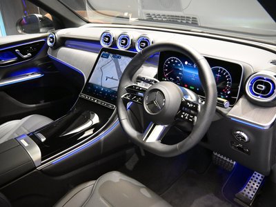 2026 Mercedes-BENZ GLC — миниатюра 46