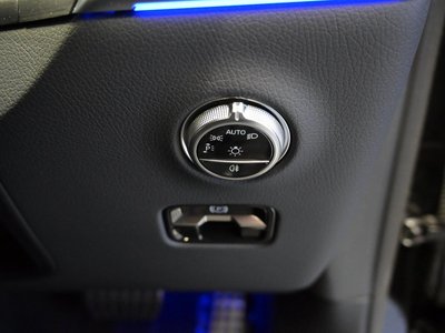 2026 Mercedes-BENZ GLC — миниатюра 24