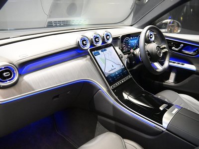2026 Mercedes-BENZ GLC — миниатюра 47
