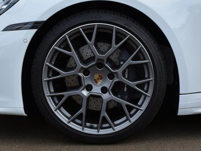 PORSCHE 911 - 6