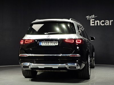 MERCEDES-BENZ GLS - 4