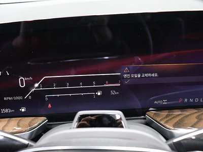 CADILLAC ESCALADE - 7