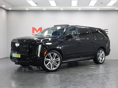 CADILLAC ESCALADE - 1