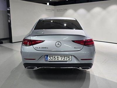 MERCEDES-BENZ CLS - 6