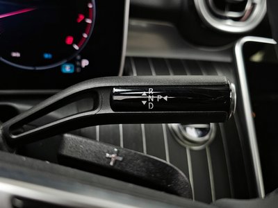 MERCEDES-BENZ C-CLASS - 9