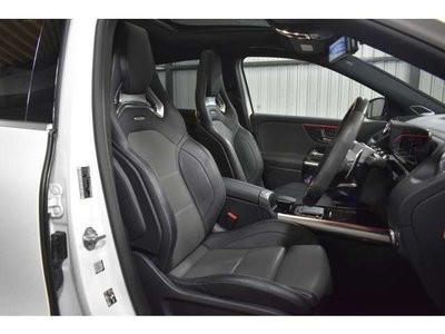 MERCEDES-BENZ GLA - 9