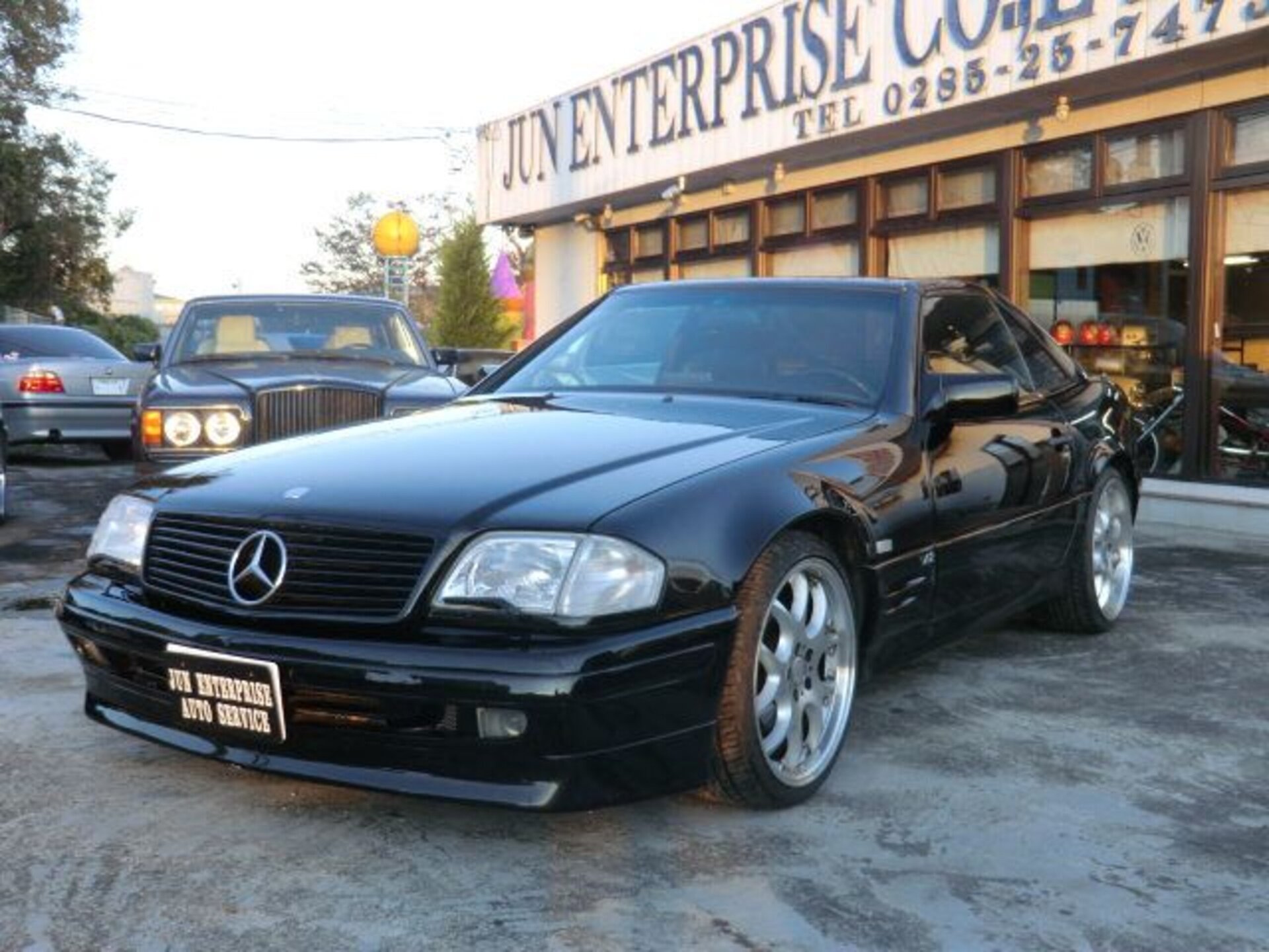 MERCEDES-BENZ SL - View 1