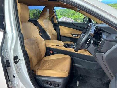 صورة 8 لـ 2025 Lexus NX