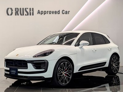 PORSCHE MACAN - 8