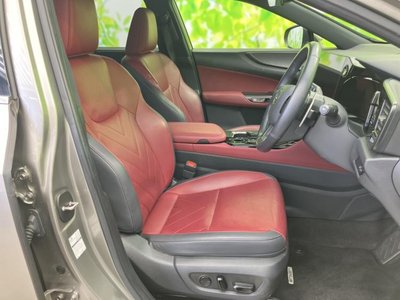 2024 Lexus NX thumbnail 4