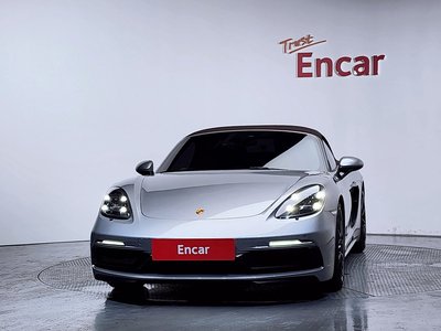 2021 Porsche 718 照片 2