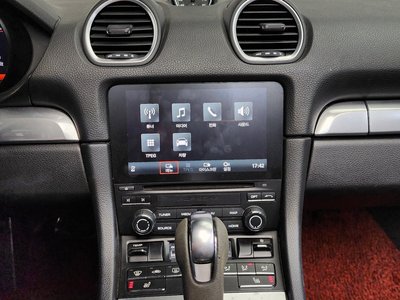 2021 Porsche 718 — миниатюра 13