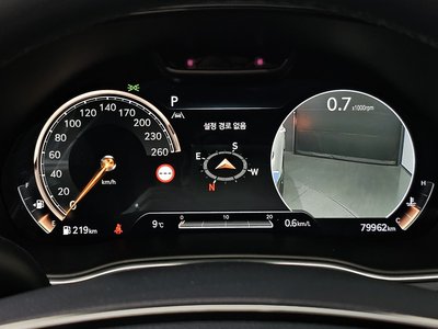 GENESIS GV80 - 8