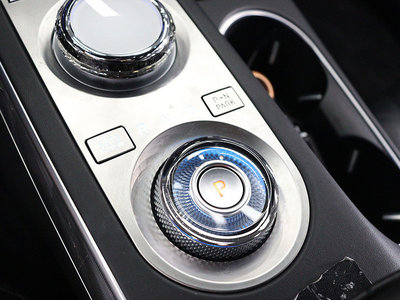 GENESIS GV70 - 8