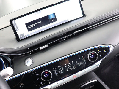 GENESIS GV70 - 4