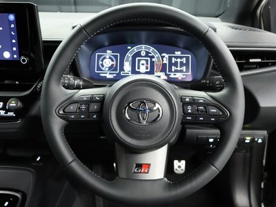 TOYOTA GR COROLLA - 7