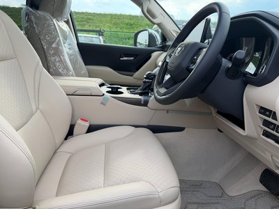 2023 Toyota LAND CRUISER 300 — миниатюра 33