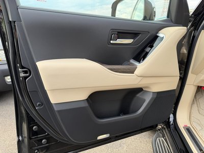 2023 Toyota LAND CRUISER 300 — миниатюра 45