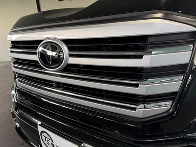 2023 Toyota LAND CRUISER 300 — миниатюра 108