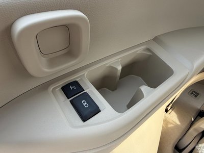 2023 Toyota LAND CRUISER 300 — миниатюра 67