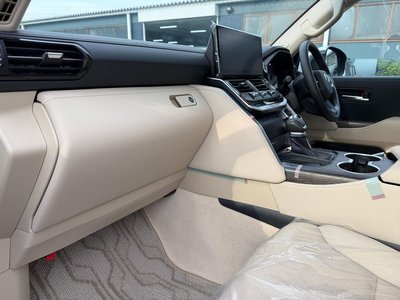 2023 Toyota LAND CRUISER 300 — миниатюра 40