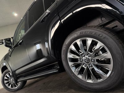 2023 Toyota LAND CRUISER 300 — миниатюра 150