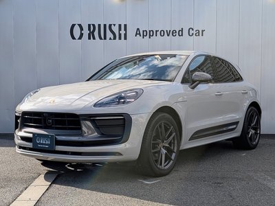 PORSCHE MACAN - 8
