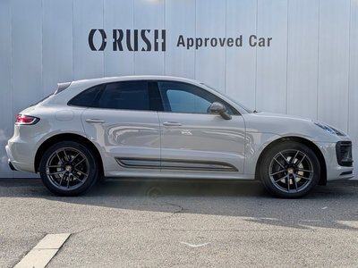 PORSCHE MACAN - 3