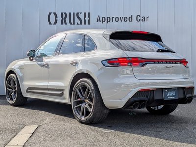 PORSCHE MACAN - 6